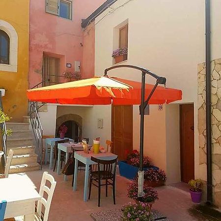 Le Soste Di Finzia Bed and Breakfast Licata Exteriör bild