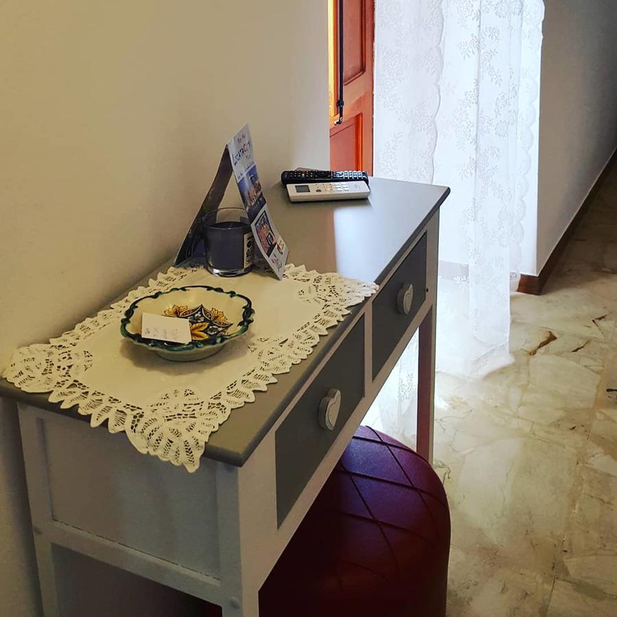 Le Soste Di Finzia Bed and Breakfast Licata Exteriör bild